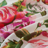 DaDa Bedding Romantic Roses Floral Bed Skirt - Matching Pink & White Ruffled Dust Ruffle for Quilted Coverlet Set - Lightweight & Breathable Polyester Bedskirt - GiFTiFY