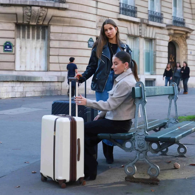 Luxe Journey 3 Piece Expandable Retro Luggage Set - GiFTiFY