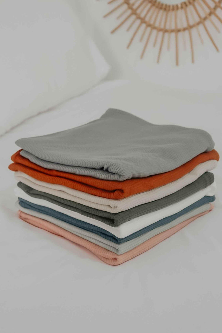 Seafoam Ribbed Stretch Swaddle - GiFTiFY