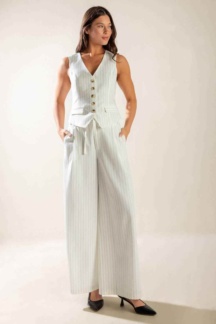 DINNER DATE WOVEN VEST - GiFTiFY