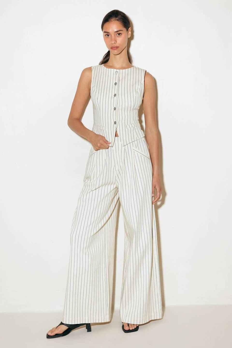 COFFEE RUN STRIPED WOVEN VEST