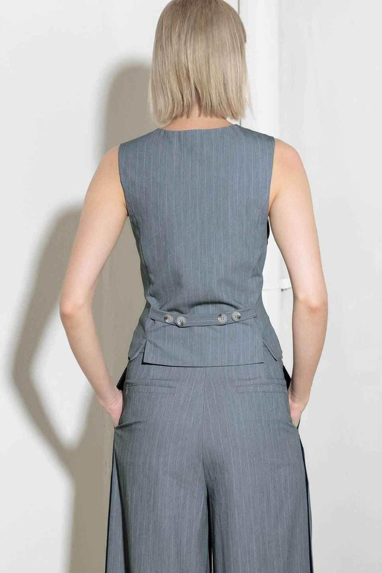 SMILE BRIGHT IN GREY WOVEN VEST - GiFTiFY