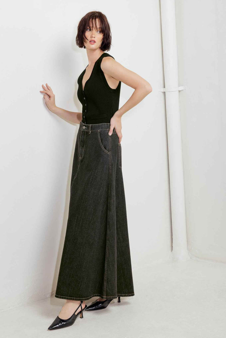 TRADING SECRETS DENIM SKIRT - GiFTiFY