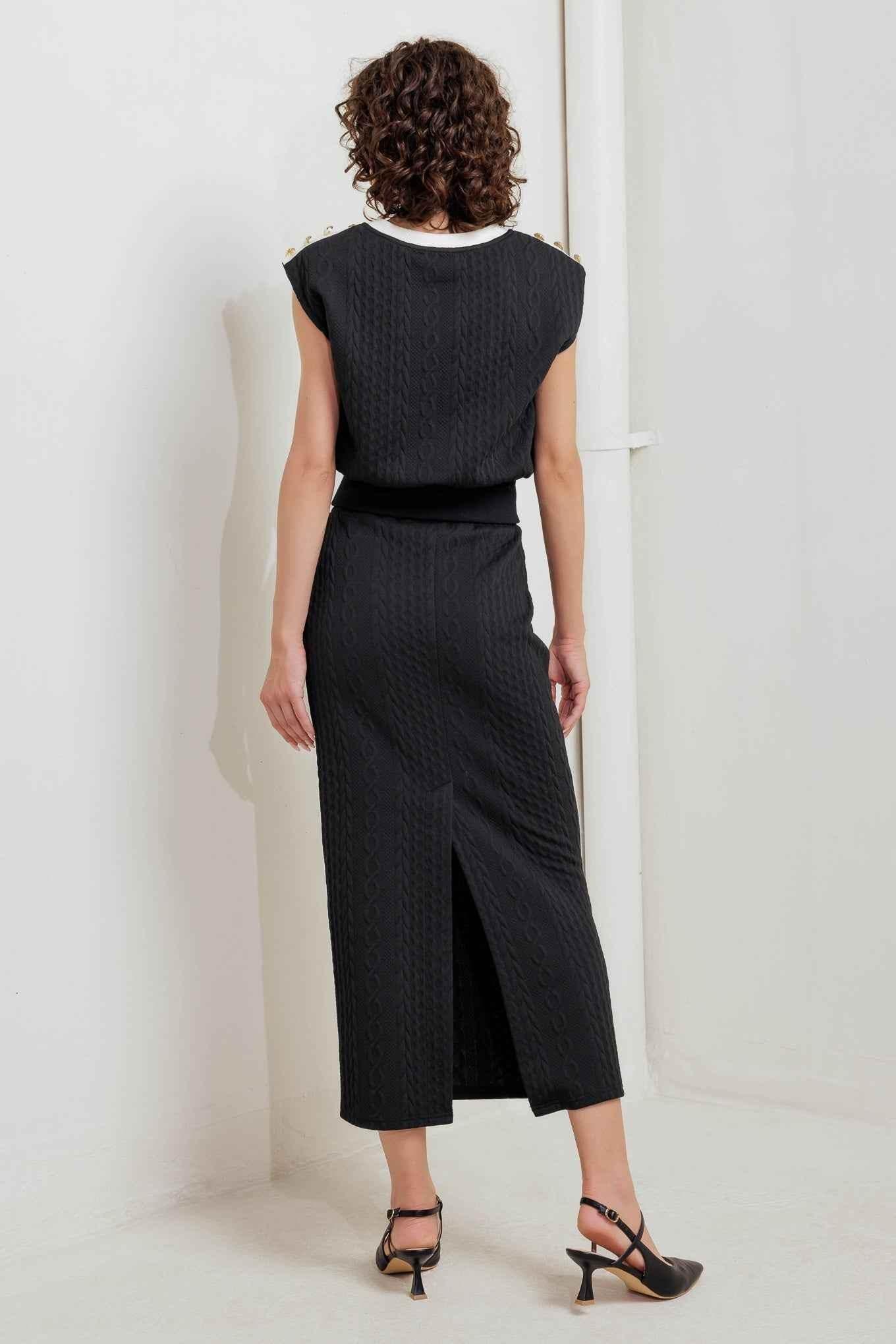URBAN LUXE COMMAND KNIT MIDI SKIRT - GiFTiFY
