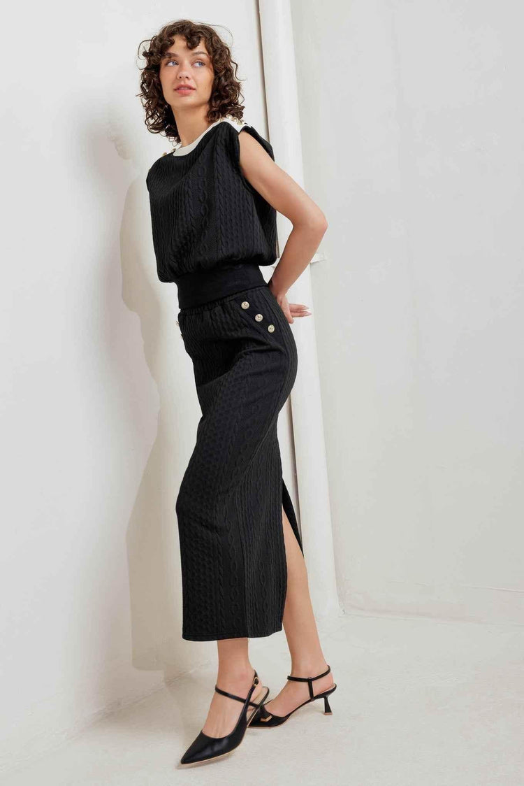 URBAN LUXE COMMAND KNIT MIDI SKIRT - GiFTiFY