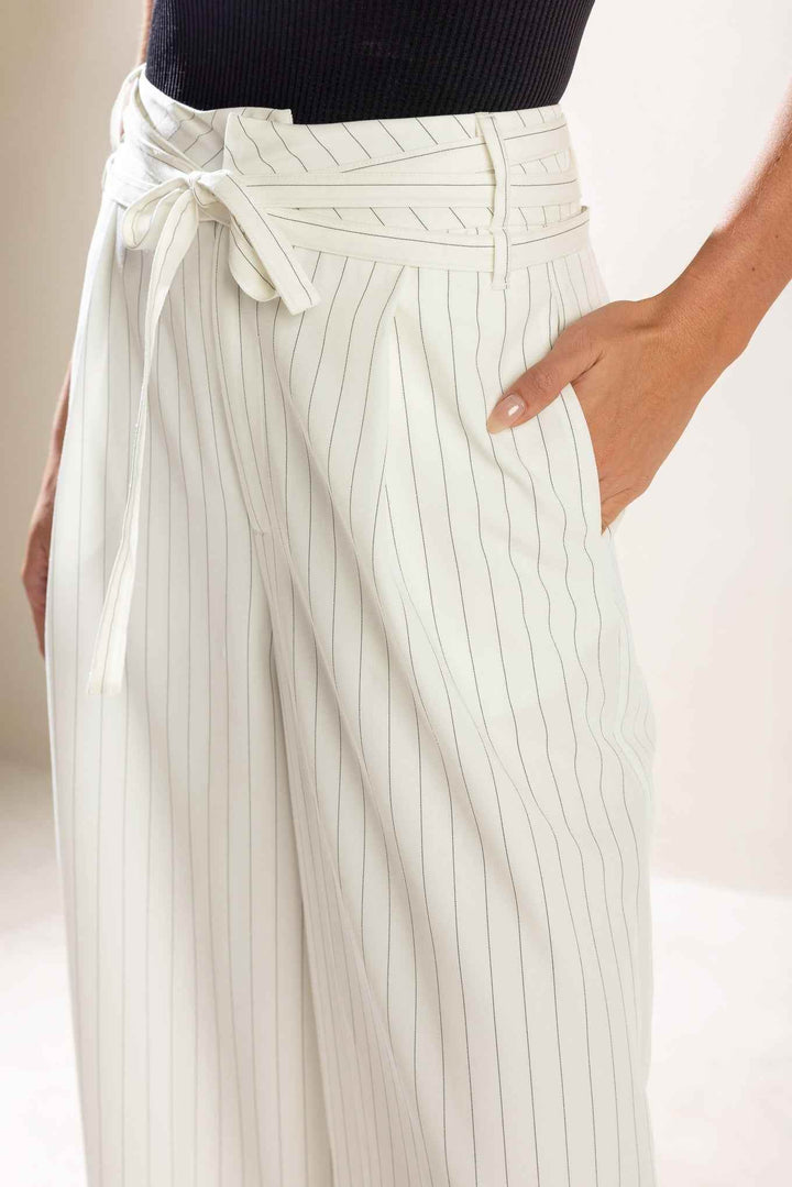 DINNER DATE WOVEN PANTS - GiFTiFY