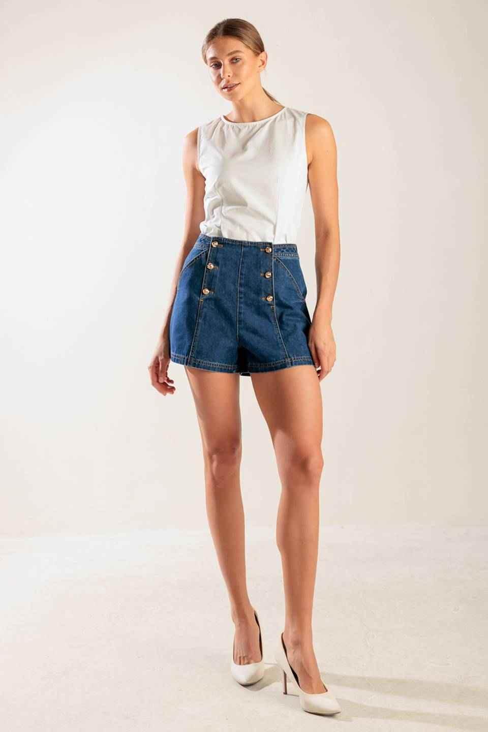 DRIVE-IN MOVIE DENIM SHORT - GiFTiFY