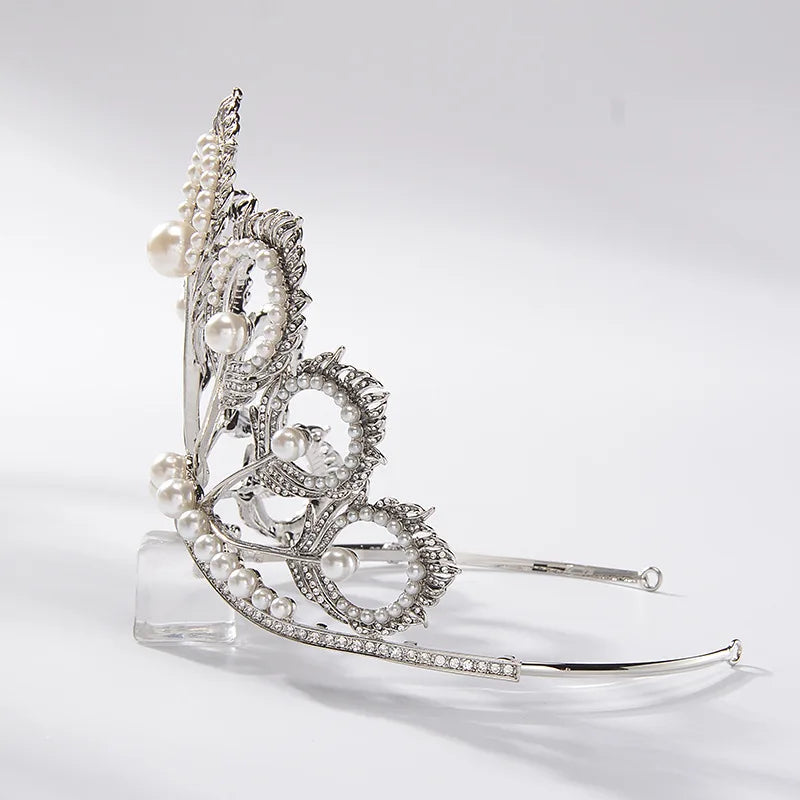 Luxury Miss Universe Crown Round Wedding Crystal Pearl Crowns Peacock Feather Tiaras Rhinestone Pageant Diadem CZ Coroa Novia DSERS