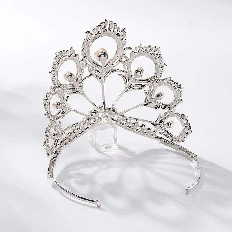 Luxury Miss Universe Crown Round Wedding Crystal Pearl Crowns Peacock Feather Tiaras Rhinestone Pageant Diadem CZ Coroa Novia DSERS
