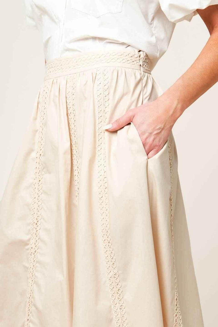 LAYTON CREAM WOVEN MIDI SKIRT - GiFTiFY