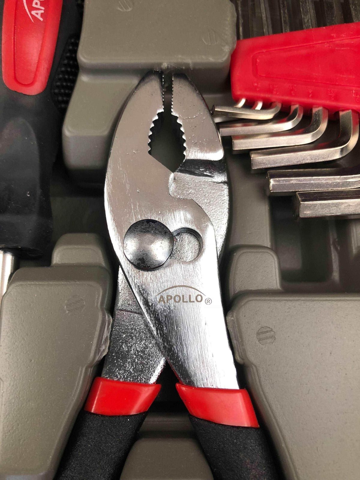 39 Piece General Tool Set - DT9706 Household Tool Kit by Apollo Tools