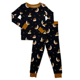 Two Piece Pajama Set - GiFTiFY