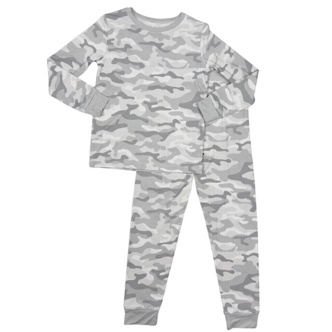 Two Piece Pajama Set - GiFTiFY