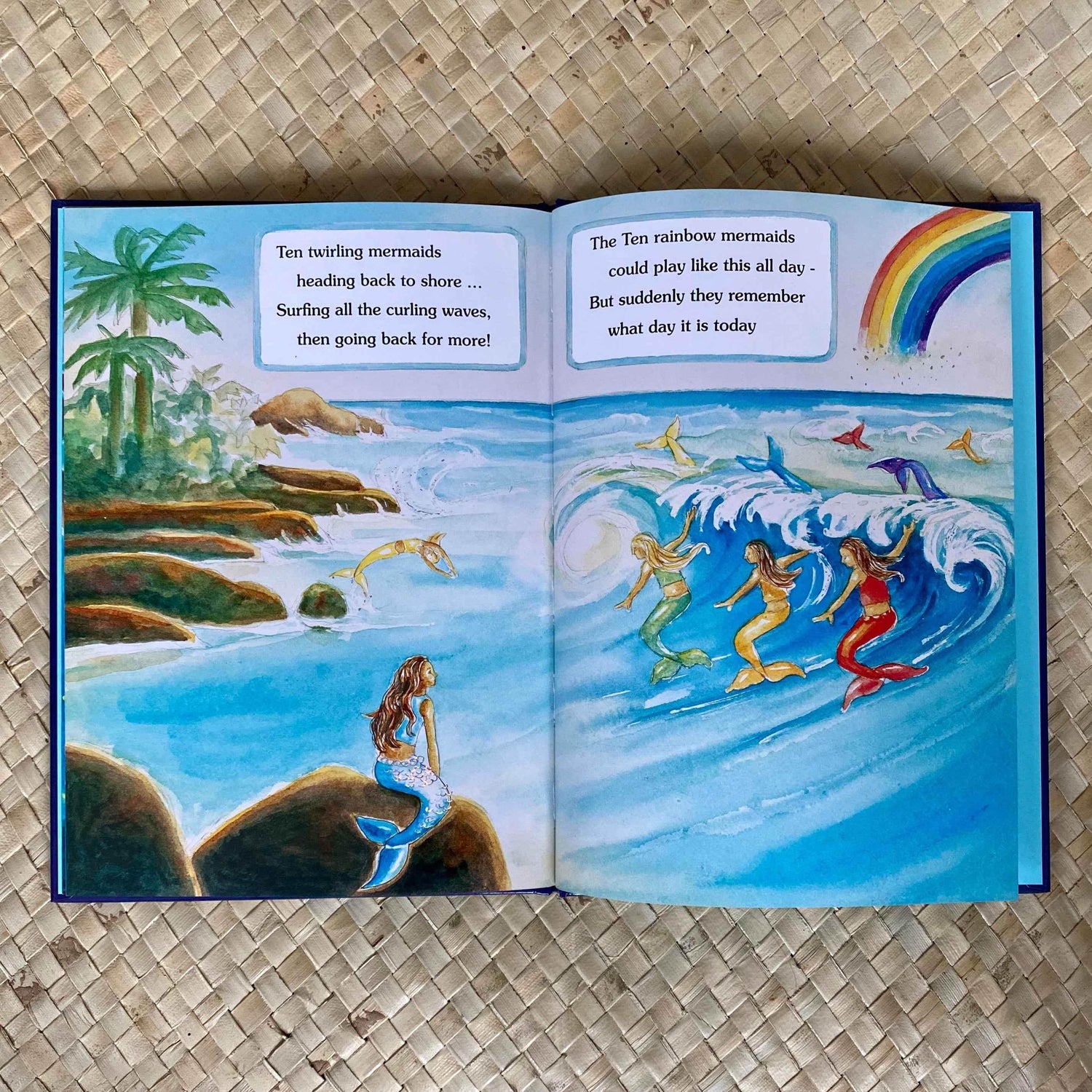 The Rainbow Mermaids of Hawaii - GiFTiFY
