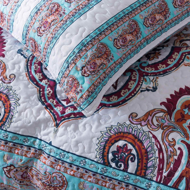 DaDa Bedding Bohemian Summertime White Blue Floral Paisley Bedspread Set (KSX-003) - GiFTiFY