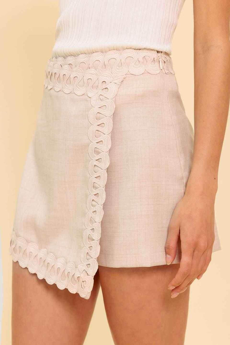 SURFING BY MOONLIGHT WOVEN SKORT - GiFTiFY
