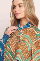 PICKING DAISIES WOVEN TOP - GiFTiFY