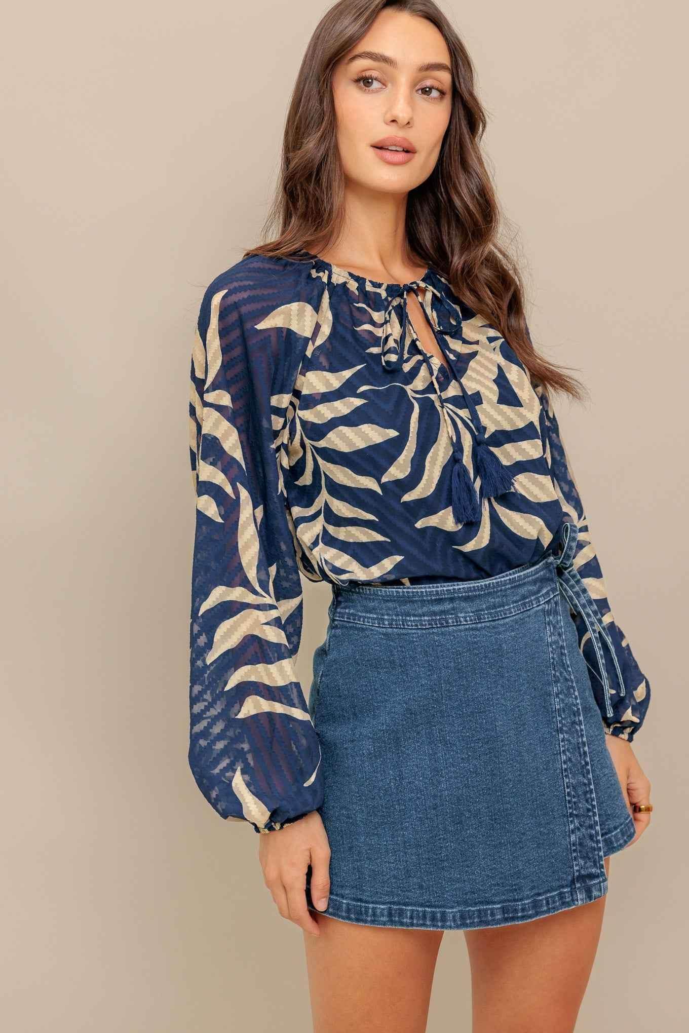 MIDNIGHT WALK WOVEN TOP - GiFTiFY