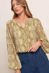 RETRO CHIC TAUPE WOVEN TOP - GiFTiFY