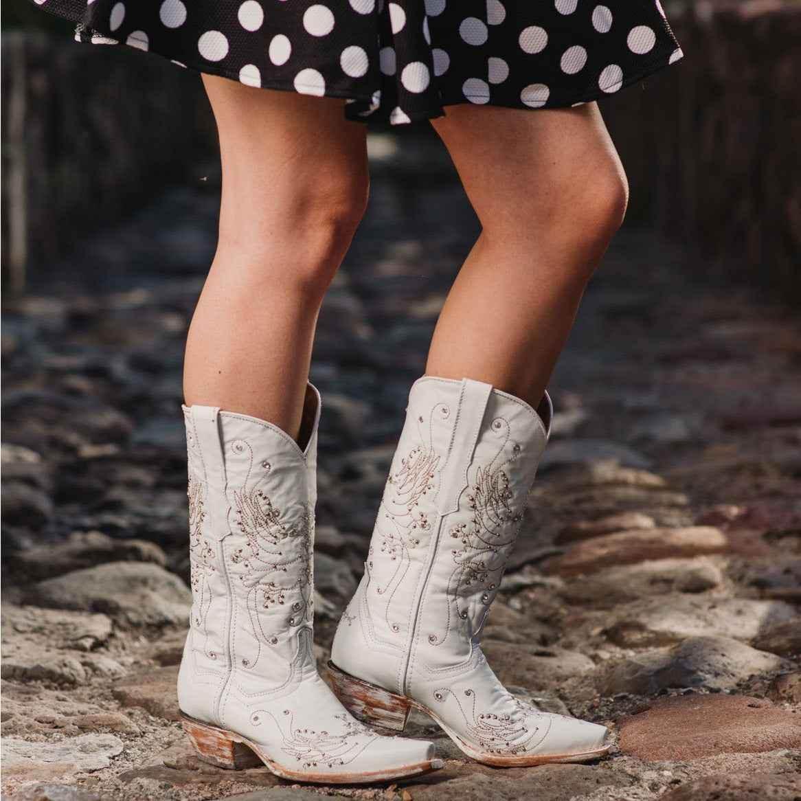 White Rhinestone Cowgirl Boots (Wedding Cowgirl Boots) - GiFTiFY
