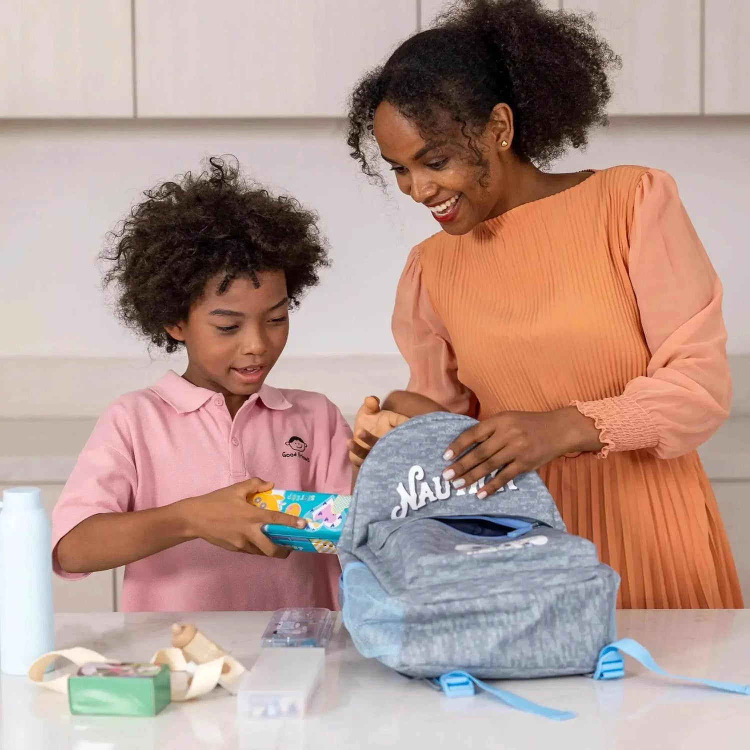 Kids Adventure 18" Carry-on Suitcase and Kits Travellty