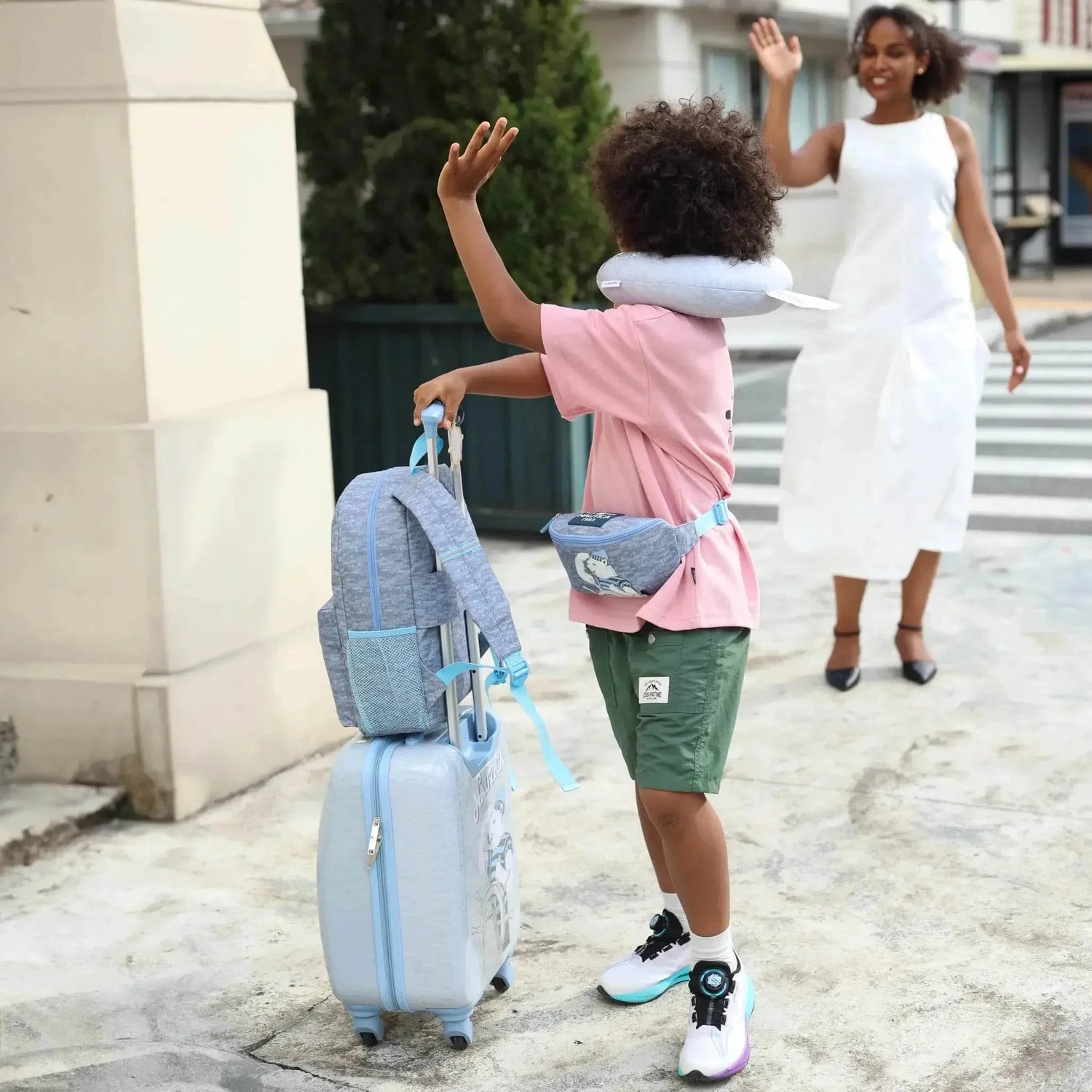 Kids Adventure 18" Carry-on Suitcase and Kits Travellty