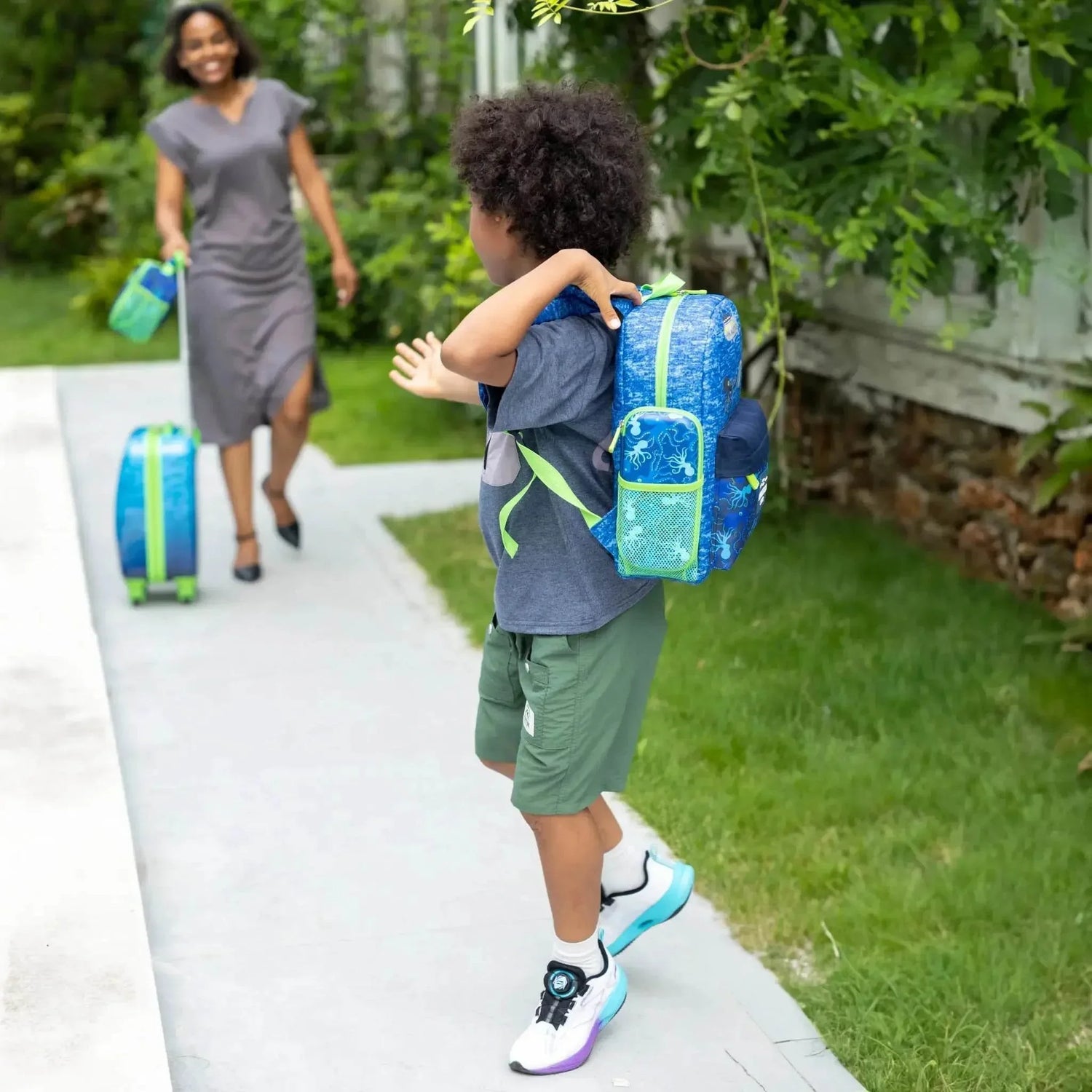 Kids Adventure 18" Carry-on Suitcase and Kits Travellty