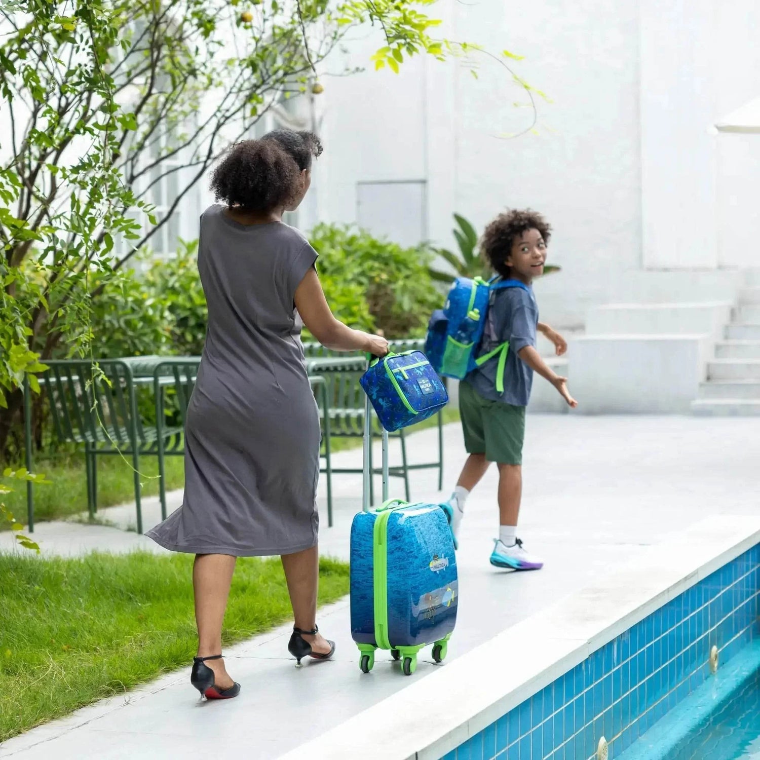 Kids Adventure 18" Carry-on Suitcase and Kits Travellty