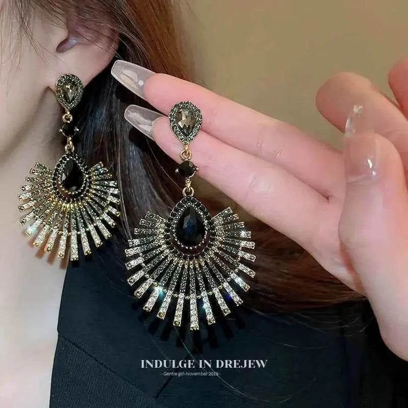 Exaggerated Water Drop Earrings - Luxe Look Earrings by Zopi / AliExpress