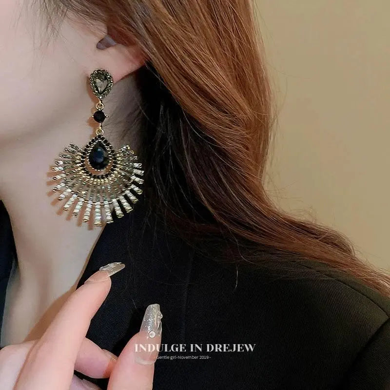 Exaggerated Water Drop Earrings - Luxe Look Earrings by Zopi / AliExpress