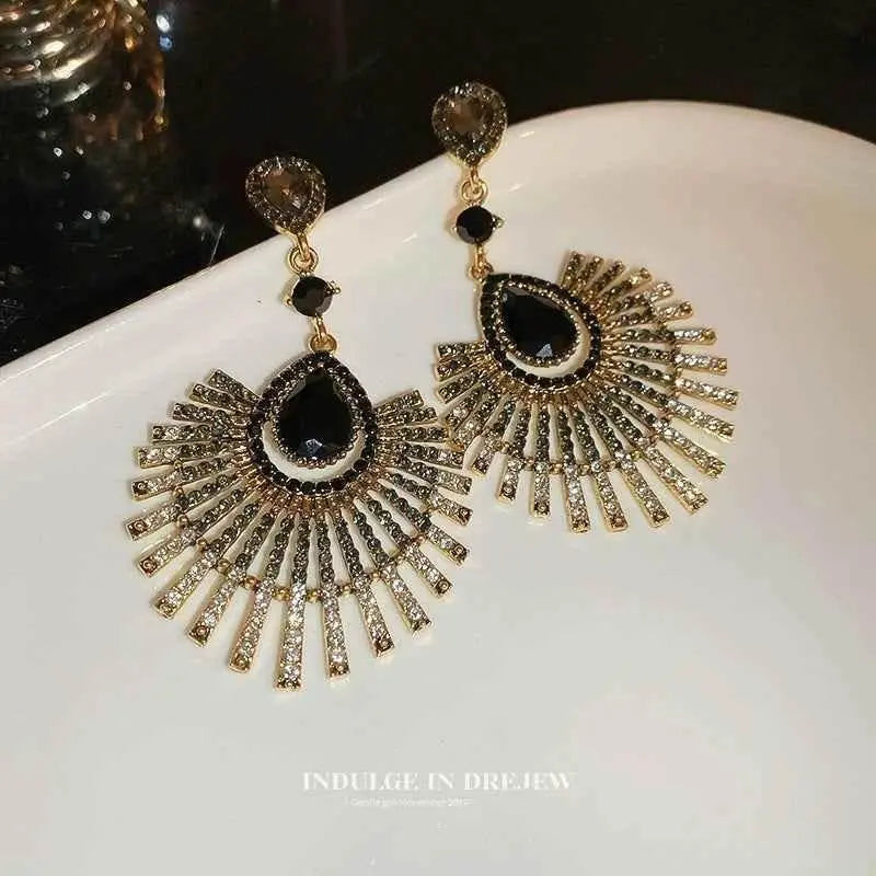 Exaggerated Water Drop Earrings - Luxe Look Earrings by Zopi / AliExpress