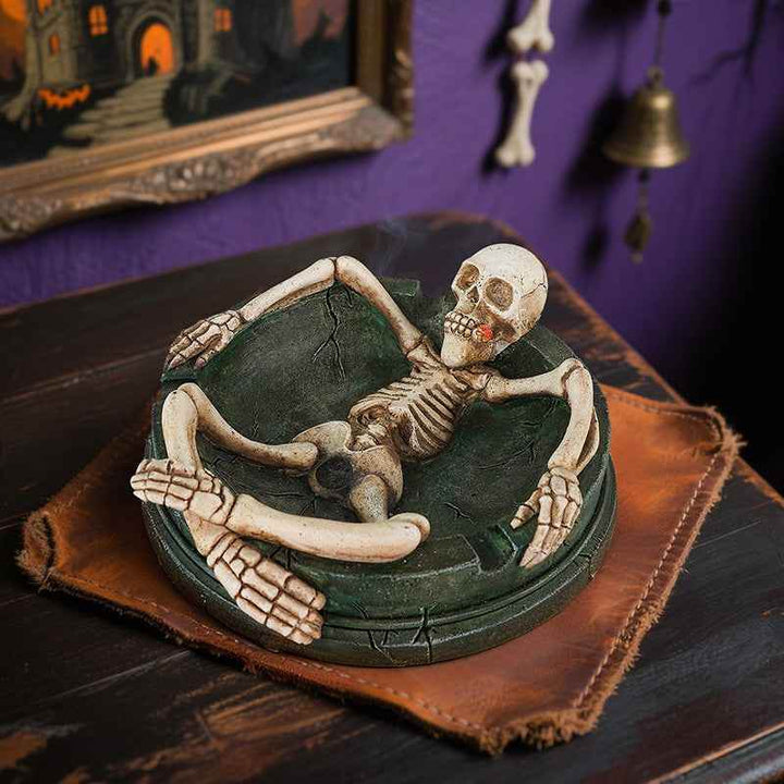Halloween Skeleton Ashtray - GiFTiFY