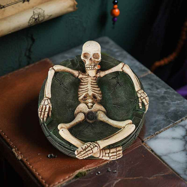 Halloween Skeleton Ashtray - GiFTiFY