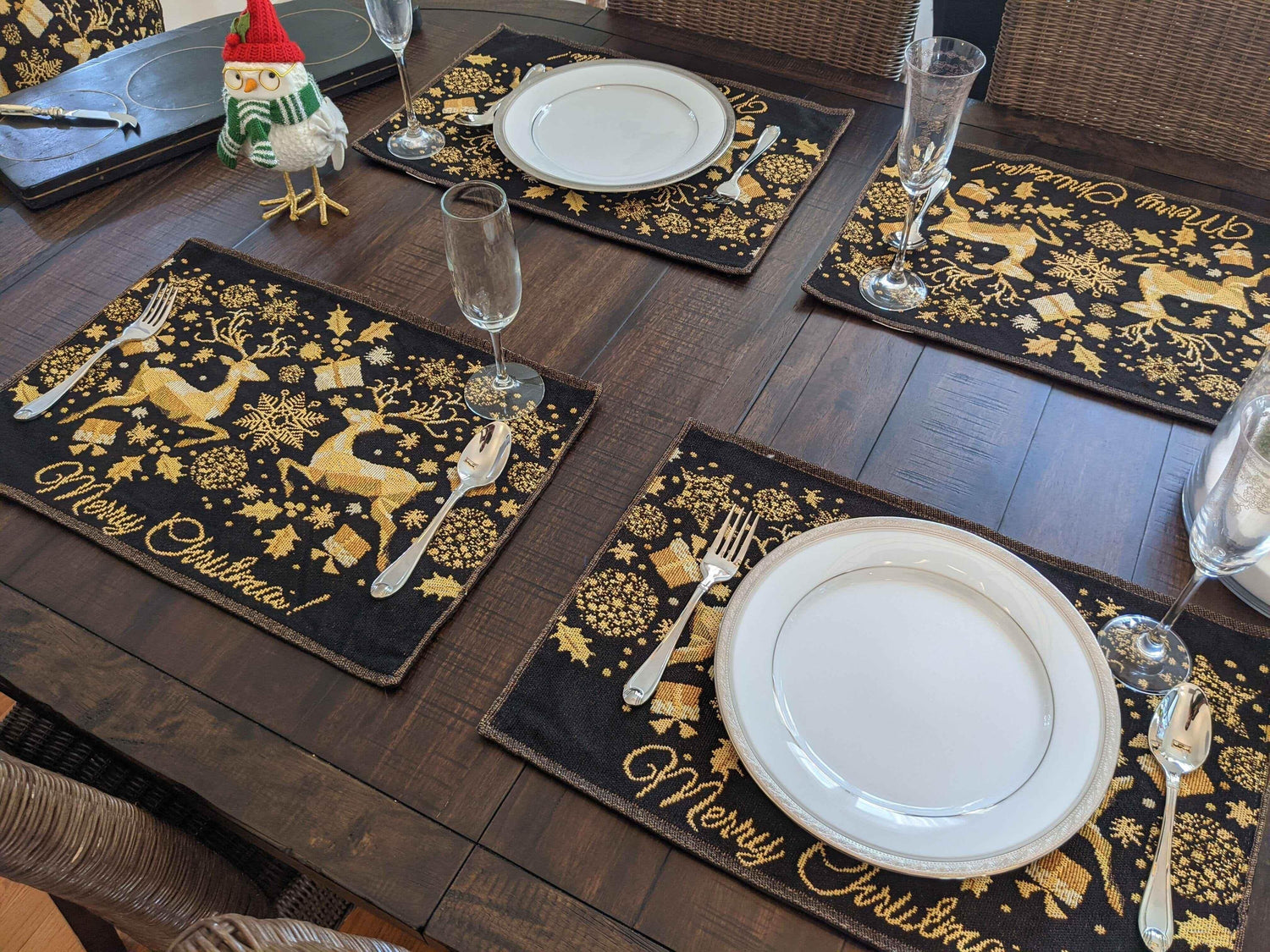 DaDa Bedding Set of 4-Pieces Magical Golden Reindeer Woven Tapestry Dining Table Placemats 13” x 19” - GiFTiFY