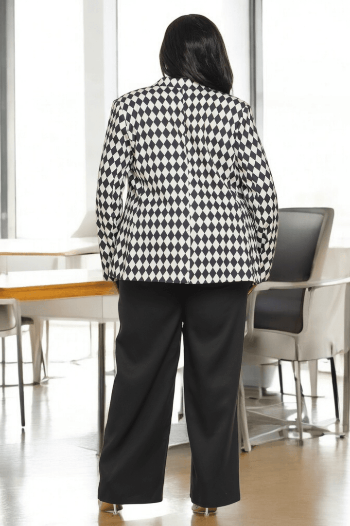 Boss Babe Diamond Shape Print Double Breated Plus Size Pant Suit - Black - GiFTiFY