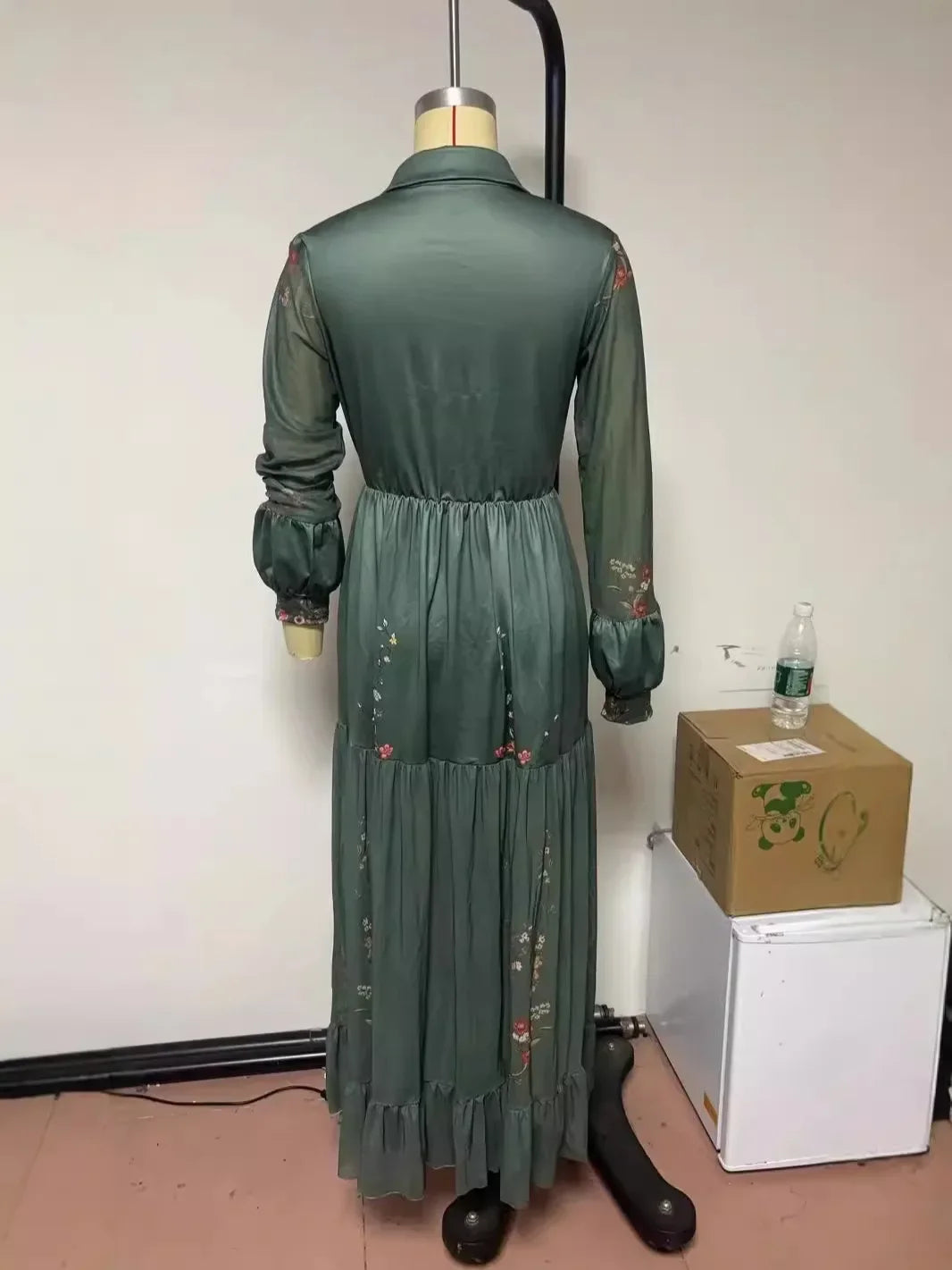 Women's Ethnic Retro Floral Print Pleated Long Dress Sexy Shirt Collar Buttons Maxi Gown for Party Fall Long Sleeve Bohemian DSERS