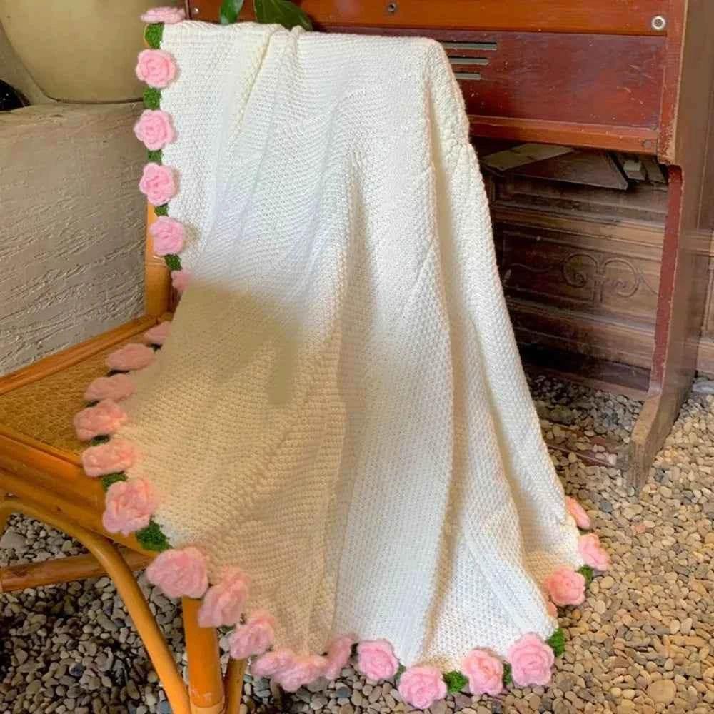 Creative Crochet Rose Bouquet Blanket Fashion Finished Rose Nap Blanket Soft Flower Hugging Blanket Valentine&