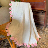Creative Crochet Rose Bouquet Blanket Fashion Finished Rose Nap Blanket Soft Flower Hugging Blanket Valentine&