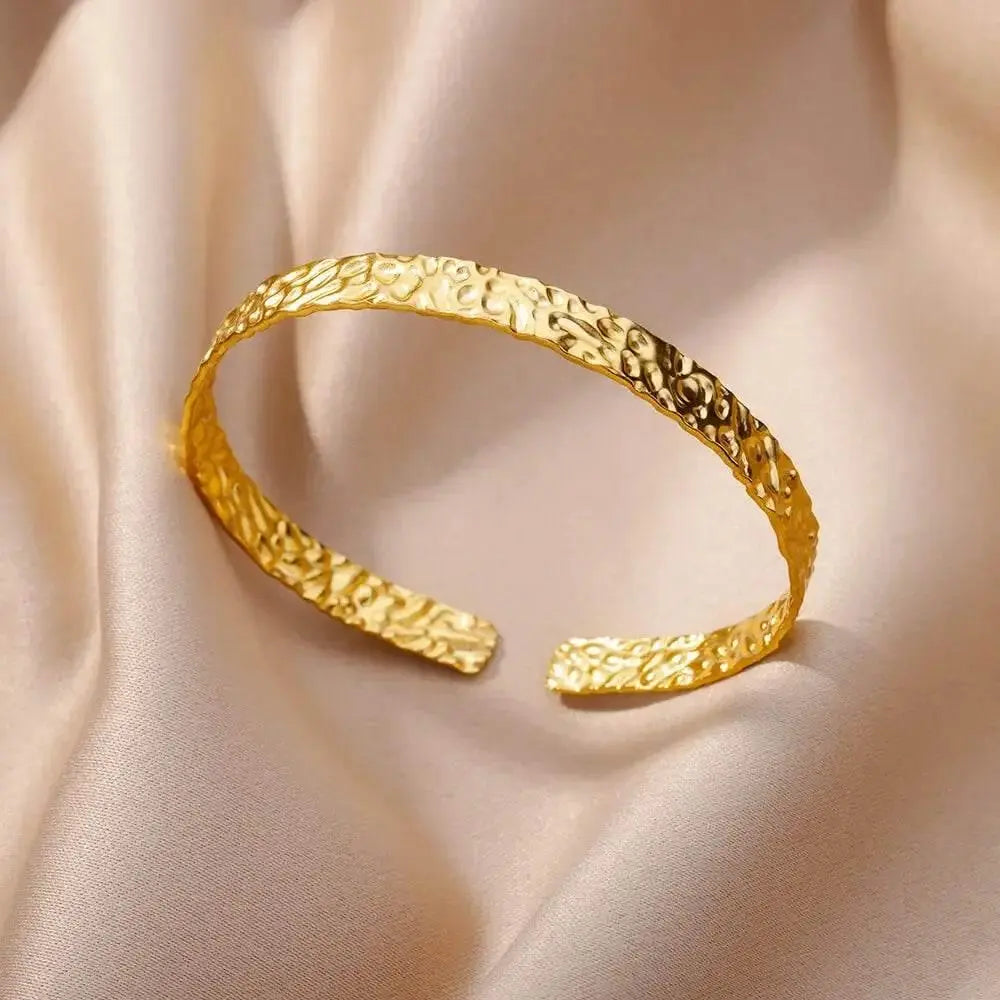 Adjustable Gold Nefertiti Inspired Cuff Bracelet - GiFTiFY