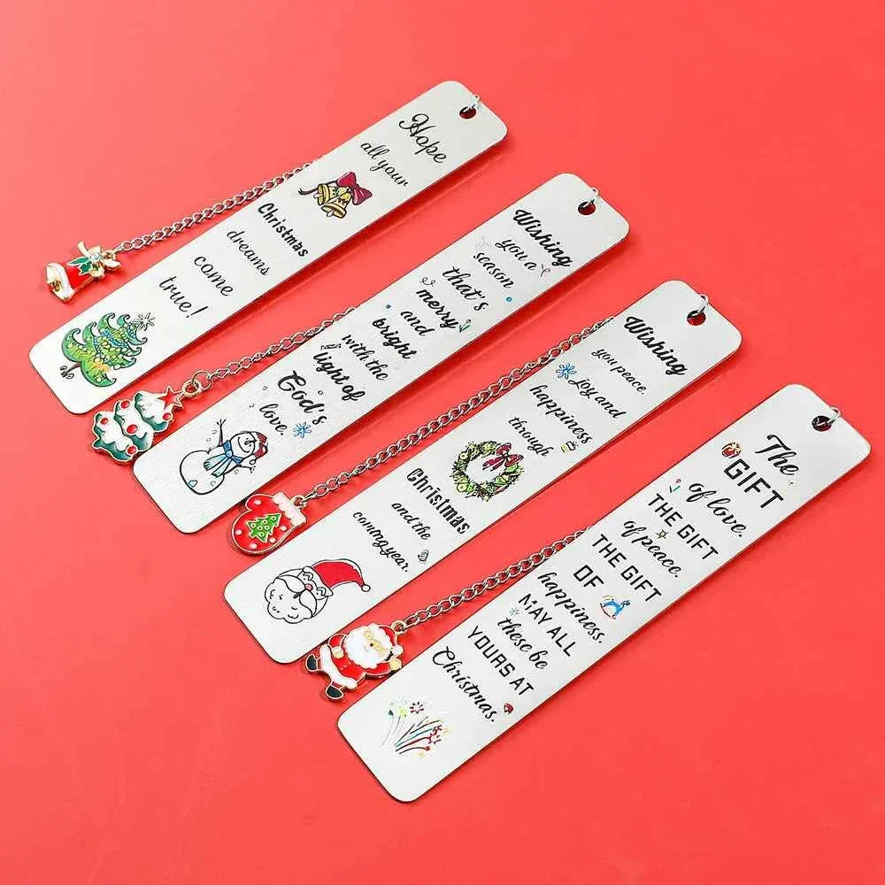A stainless steel pendant bookmark about Christmas, the warmest Christmas reading gift for loved ones on Christmas Eve.