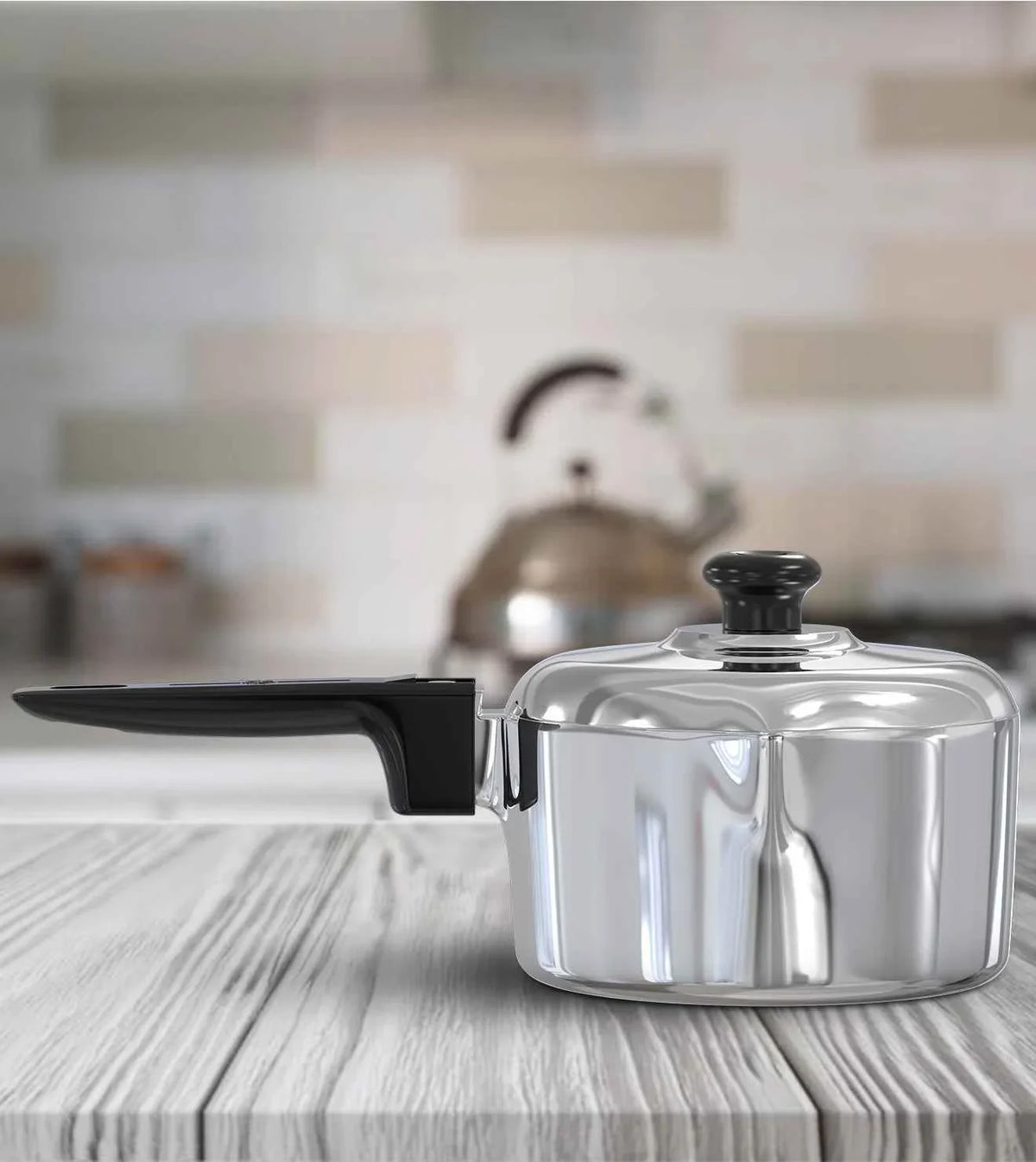 2 Quart Sauce Pan with Lid Home & Garden by MAGNAWARE