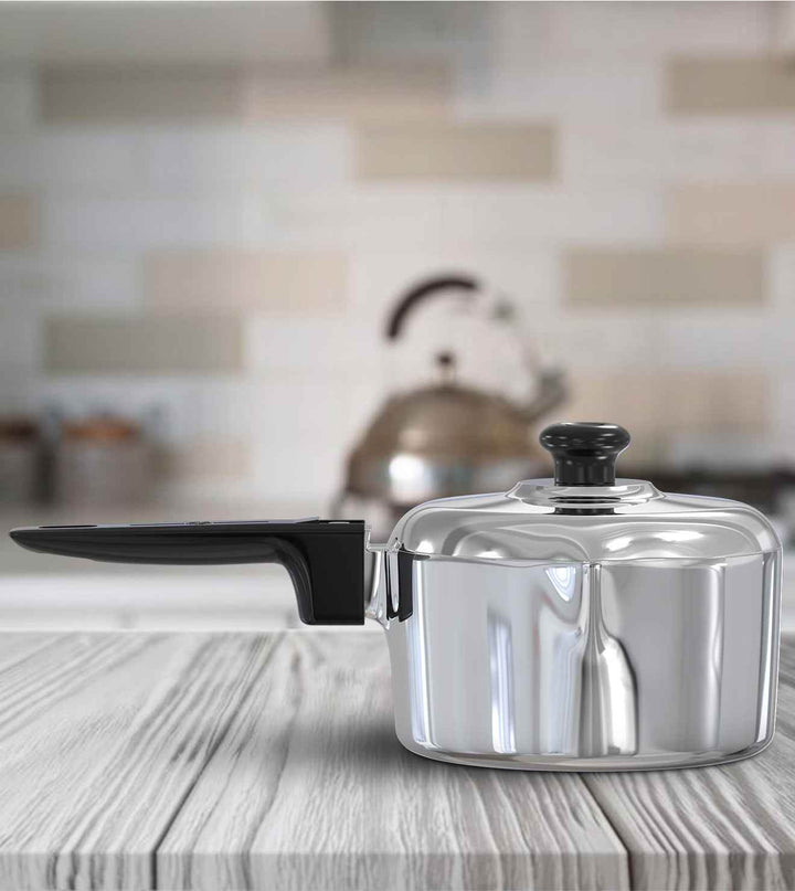 2 Quart Sauce Pan with Lid - GiFTiFY