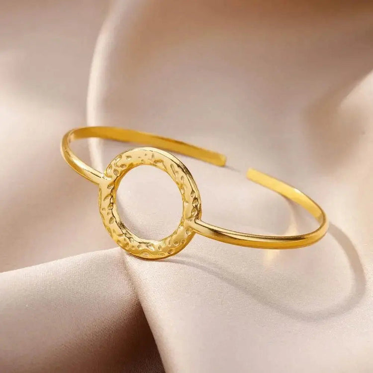 Adjustable Gold Nefertiti Inspired Cuff Bracelet - GiFTiFY