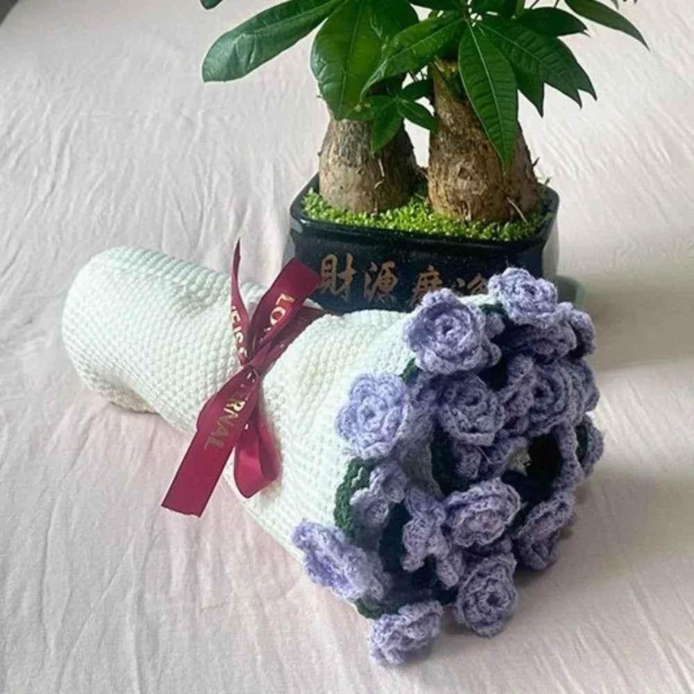 Creative Crochet Rose Bouquet Blanket Fashion Finished Rose Nap Blanket Soft Flower Hugging Blanket Valentine&