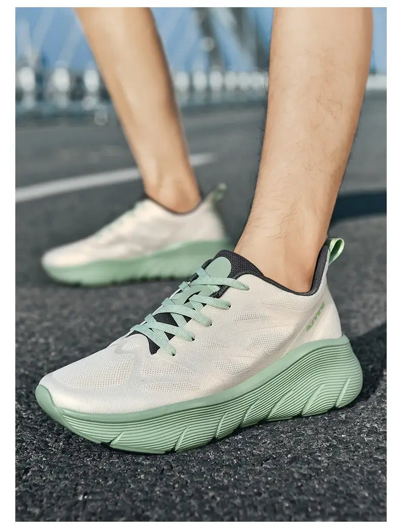 2024 Luxury Breathable Men’s Running Sneakers