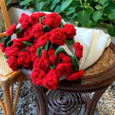 Creative Crochet Rose Bouquet Blanket Fashion Finished Rose Nap Blanket Soft Flower Hugging Blanket Valentine&