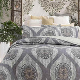 DaDa Bedding Rustic Grey Mosaic Distressed Medallion Reversible Quilted Bedspread Set (SD16299) - GiFTiFY