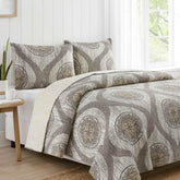 DaDa Bedding Rustic Grey Mosaic Distressed Medallion Reversible Quilted Bedspread Set (SD16299) - GiFTiFY