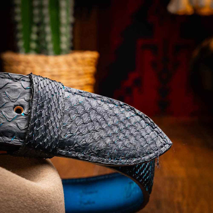 Arkansas Belt Black / Blue - GiFTiFY