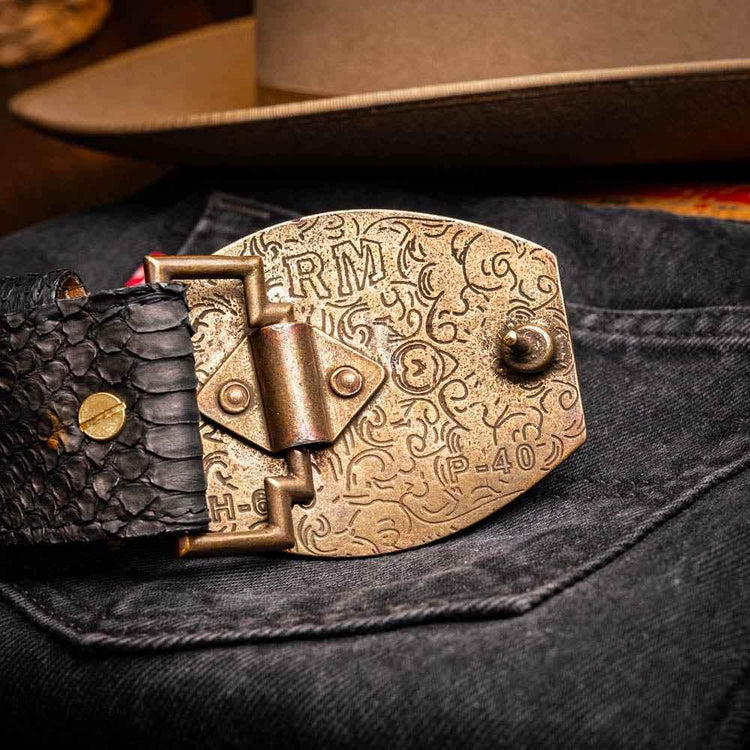 Arkansas Belt Black - GiFTiFY